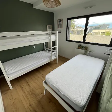 Maison Ty Loki - Vue Mer, 400m De La Holiday home *