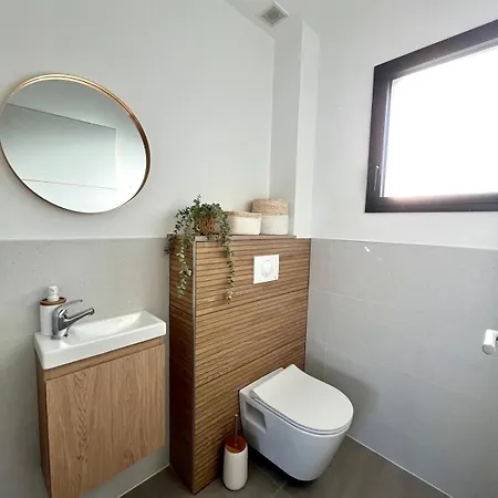 Maison Ty Loki - Vue Mer, 400m De La Holiday home Locquirec